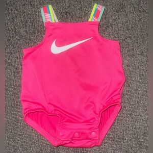 Nike Baby Girl Rainbow Taping Bubble One-Piece Swimsuit -Hyper Pink size 3months